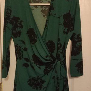 Ladies top size large